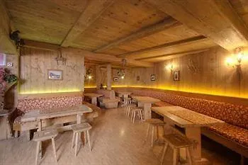Barisetti Sport Hotel 코르티나 담페조